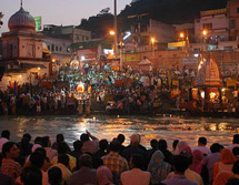 Sdasien-Reisen, Indien: Abenteuer Nordindien - religise Feier bei Sonnenuntergang